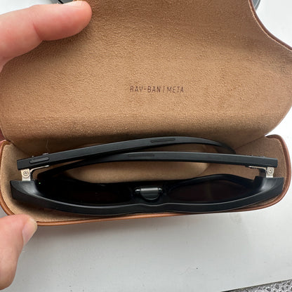 Ray-Ban Meta Wayfarer RW4008 Large Smart Glasses, Matte Black Polarized