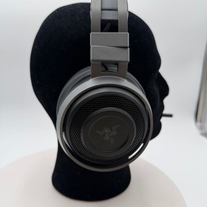 Razer Nari Wireless 7.1 Surround Sound Gaming Headset RC30-026801 w/ Dongle Black