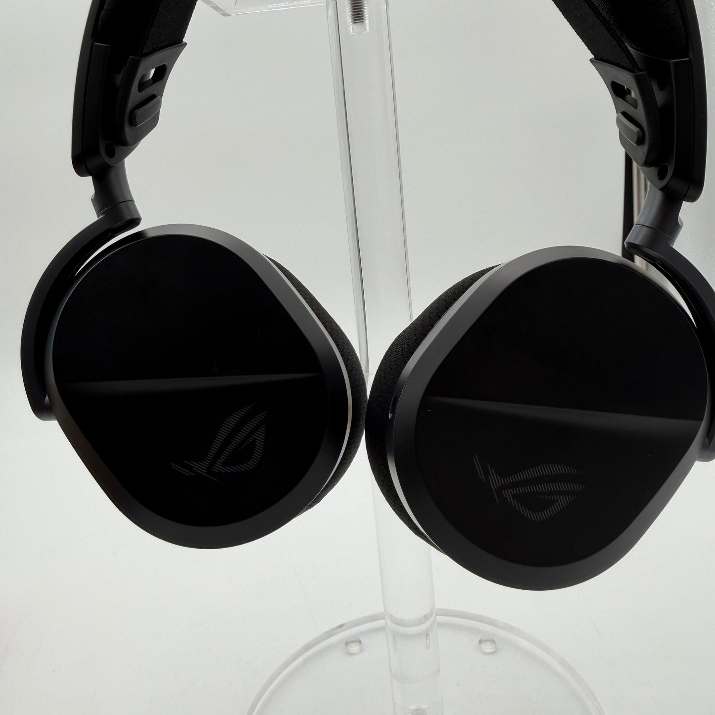 ASUS ROG Delta Bluetooth Gaming Headset Black With Box