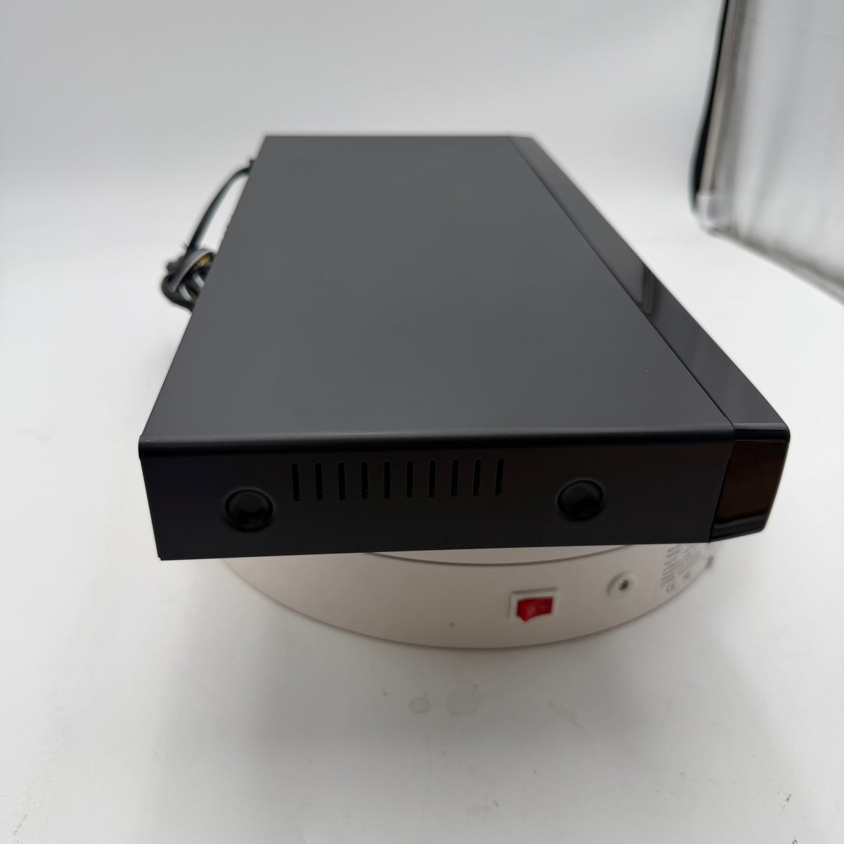 Samsung 1080p DVD Player HDMI HD Upscaling DVD-1080P8/XAA with Remote