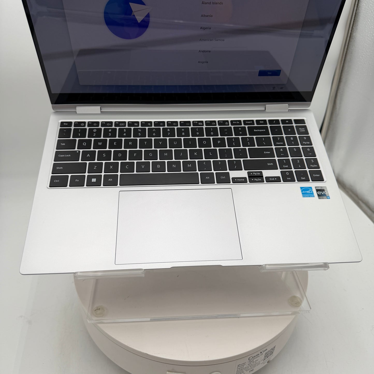 Samsung Galaxy Book2 Pro 360 15-inch Laptop Core i7 16GB 1TB Silver READ