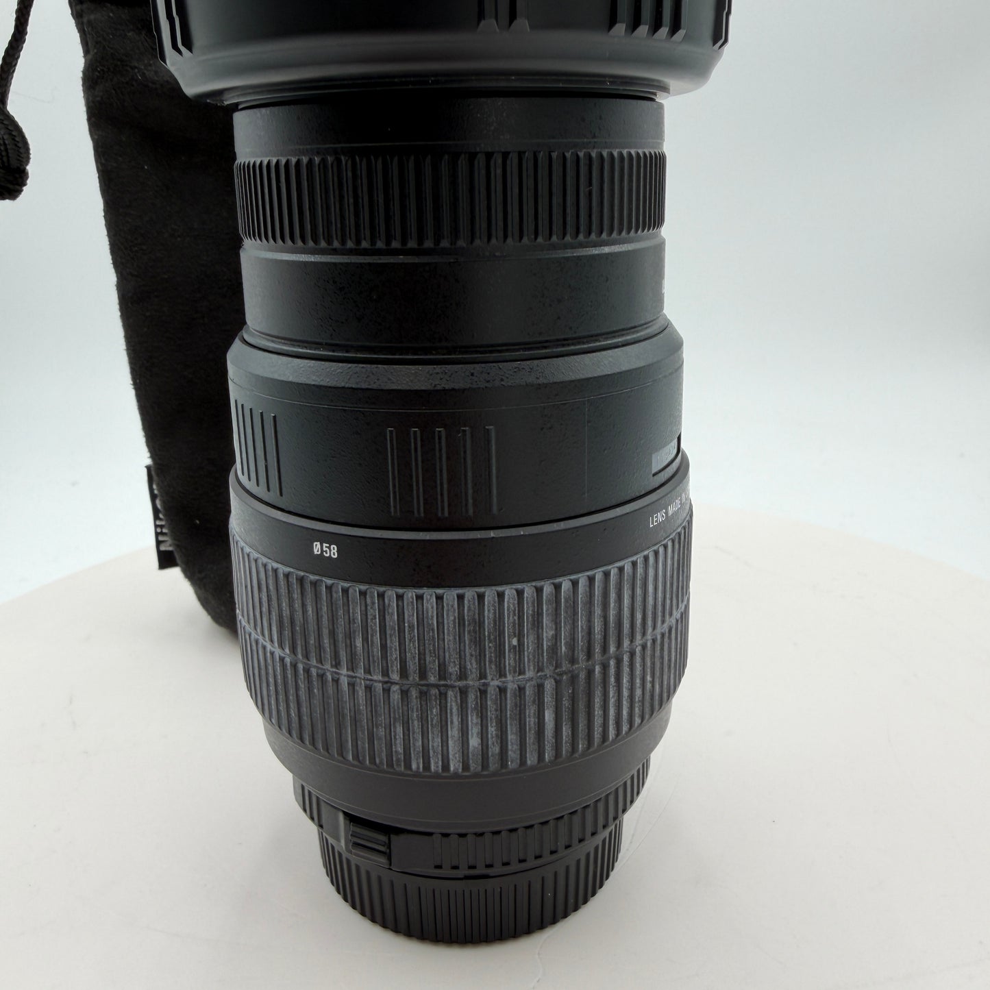 Sigma AF 70-300mm f/4-5.6 D DL Macro Lens for Nikon F - Black