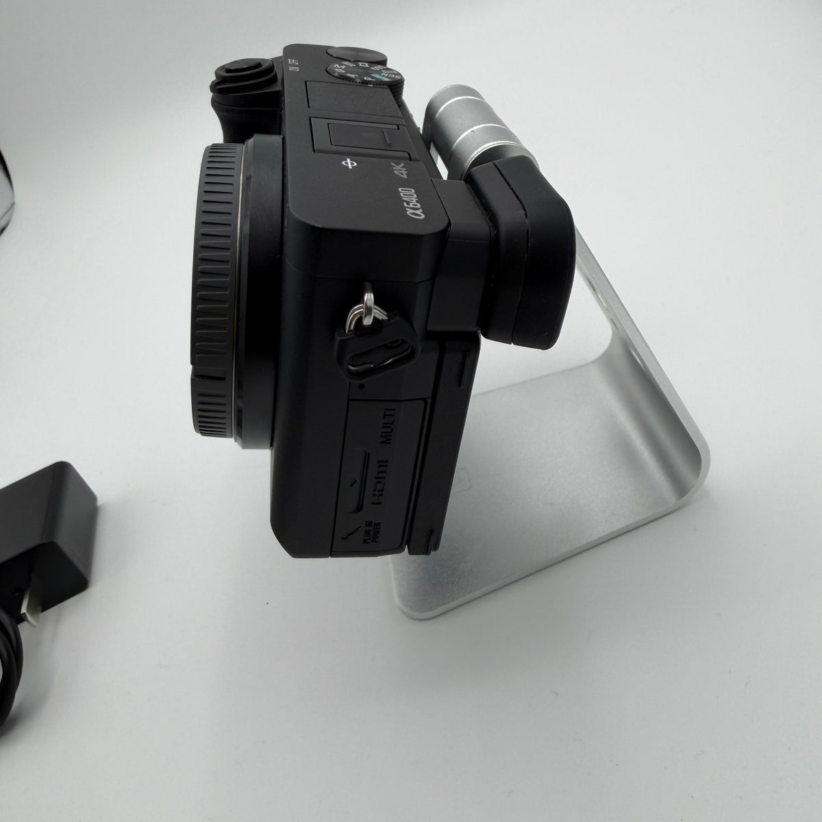 Sony A6400 Digital Camera Bundle Low Shutter Count