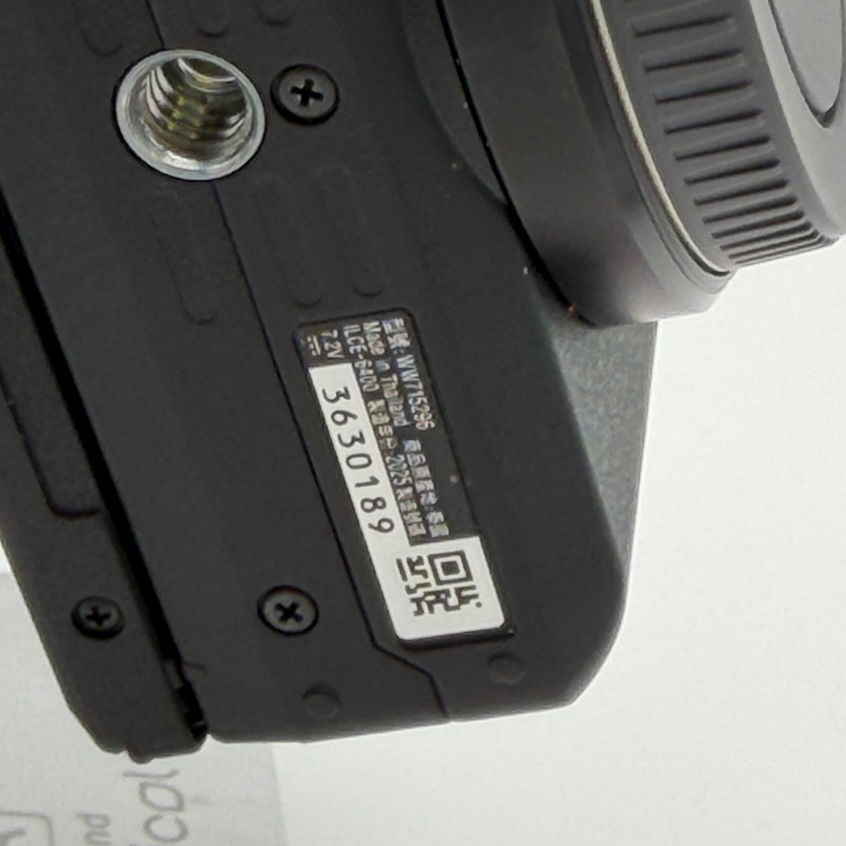 Sony A6400 Digital Camera Bundle Low Shutter Count