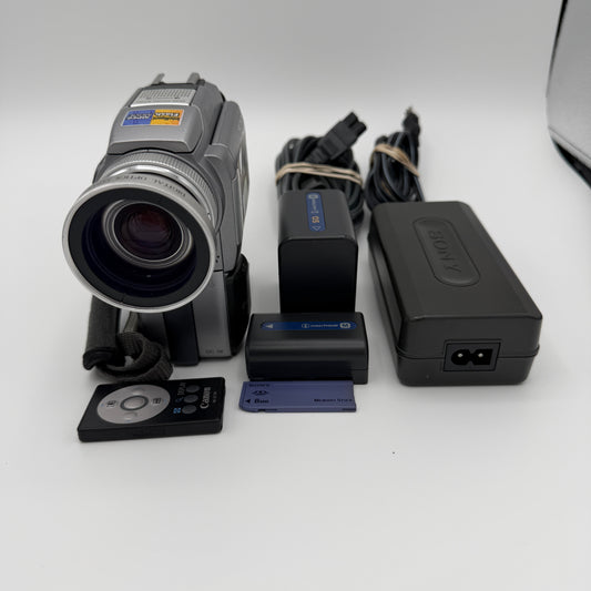 Vintage Sony DCR-PC120E Mini DV Tape Camcorder TESTED READ