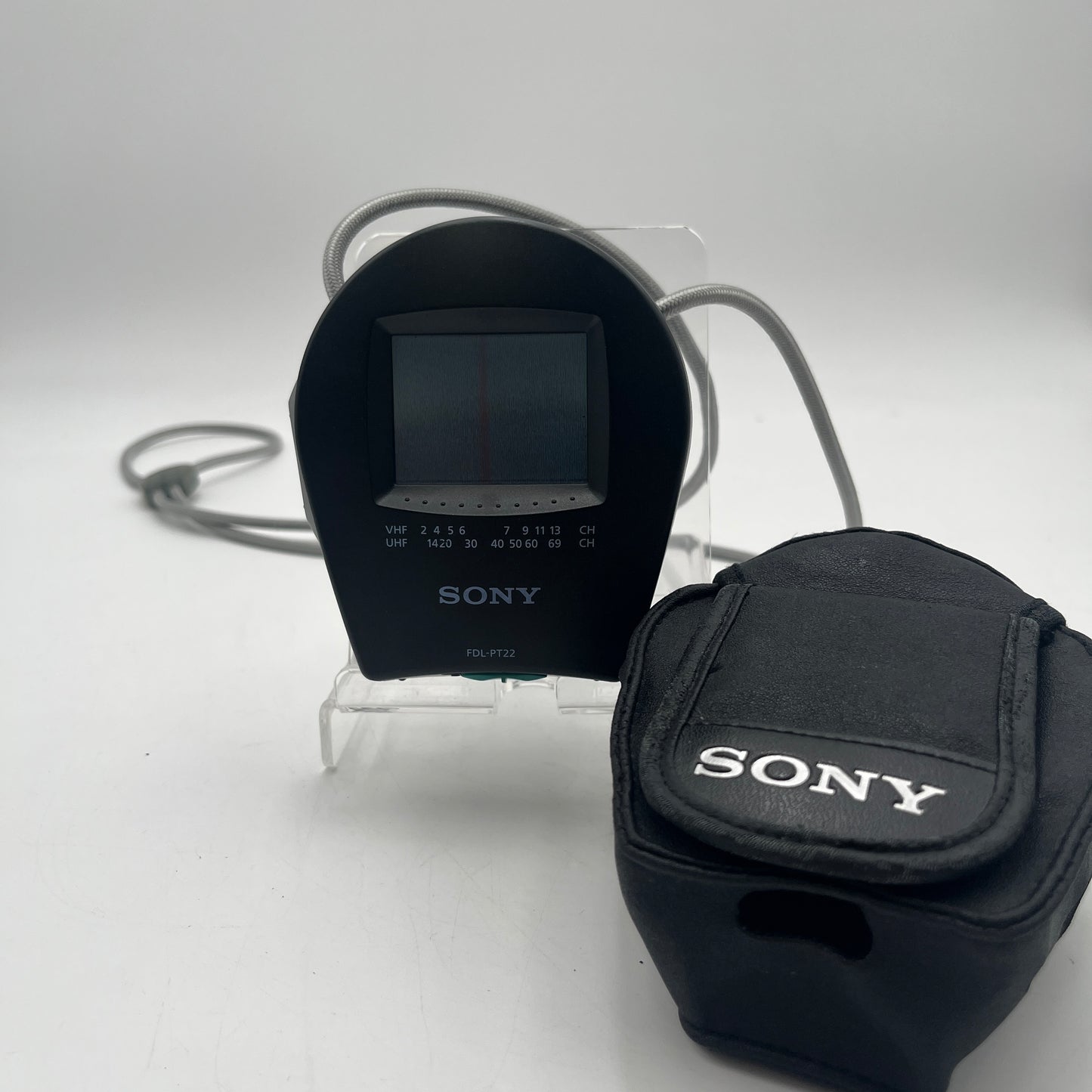 Sony FDL-PT222 Watchman Portable TV Powers On