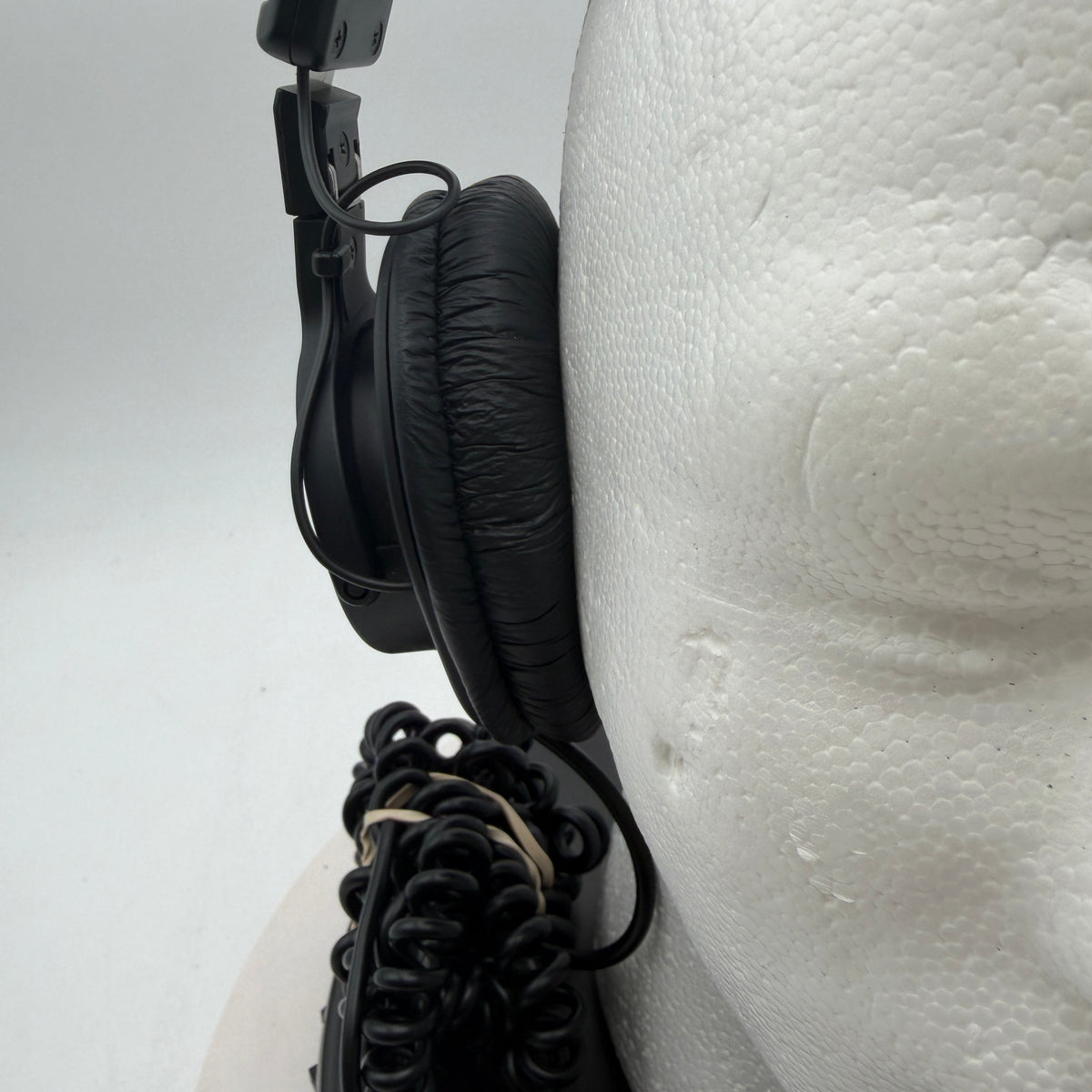 Sony MDR-7506 Wired Headphones - Black