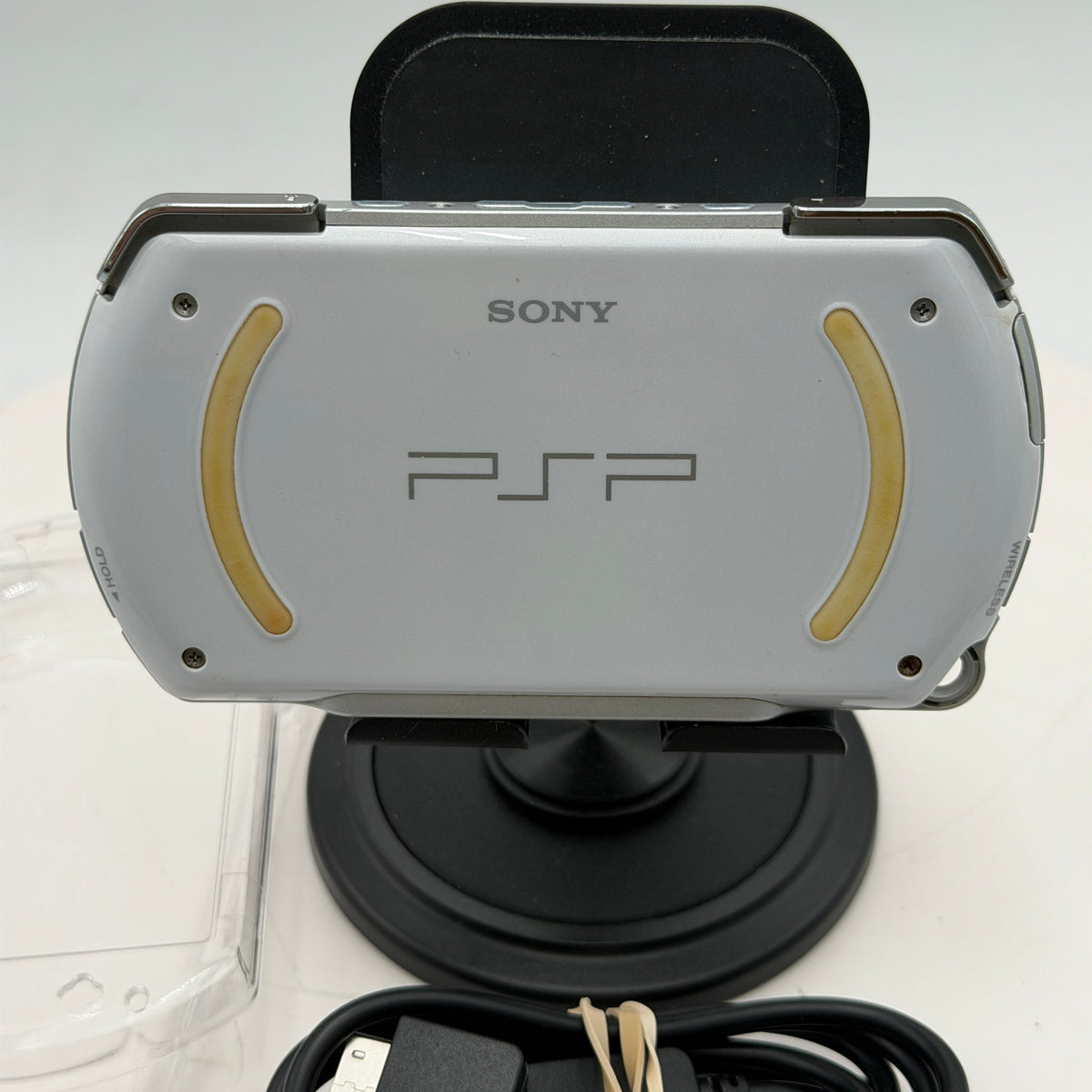Sony PSP Go (PSP-N1001) White Handheld Game Console with Extras