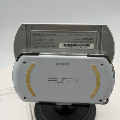 Sony PSP Go (PSP-N1001) White Handheld Game Console with Extras