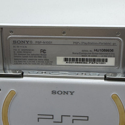 Sony PSP Go (PSP-N1001) White Handheld Game Console with Extras
