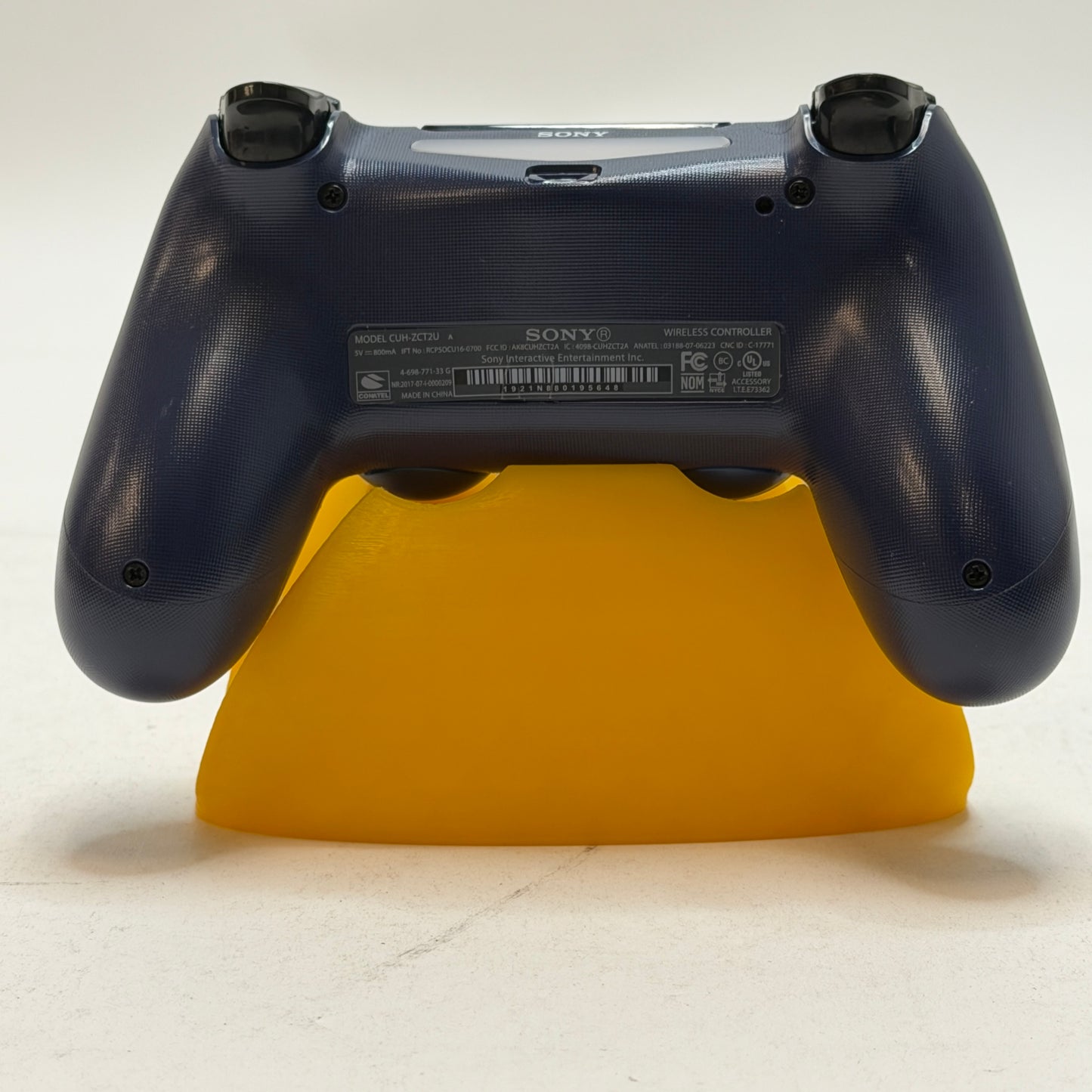 Sony PlayStation 4 CUH-1115A 500GB With Controller