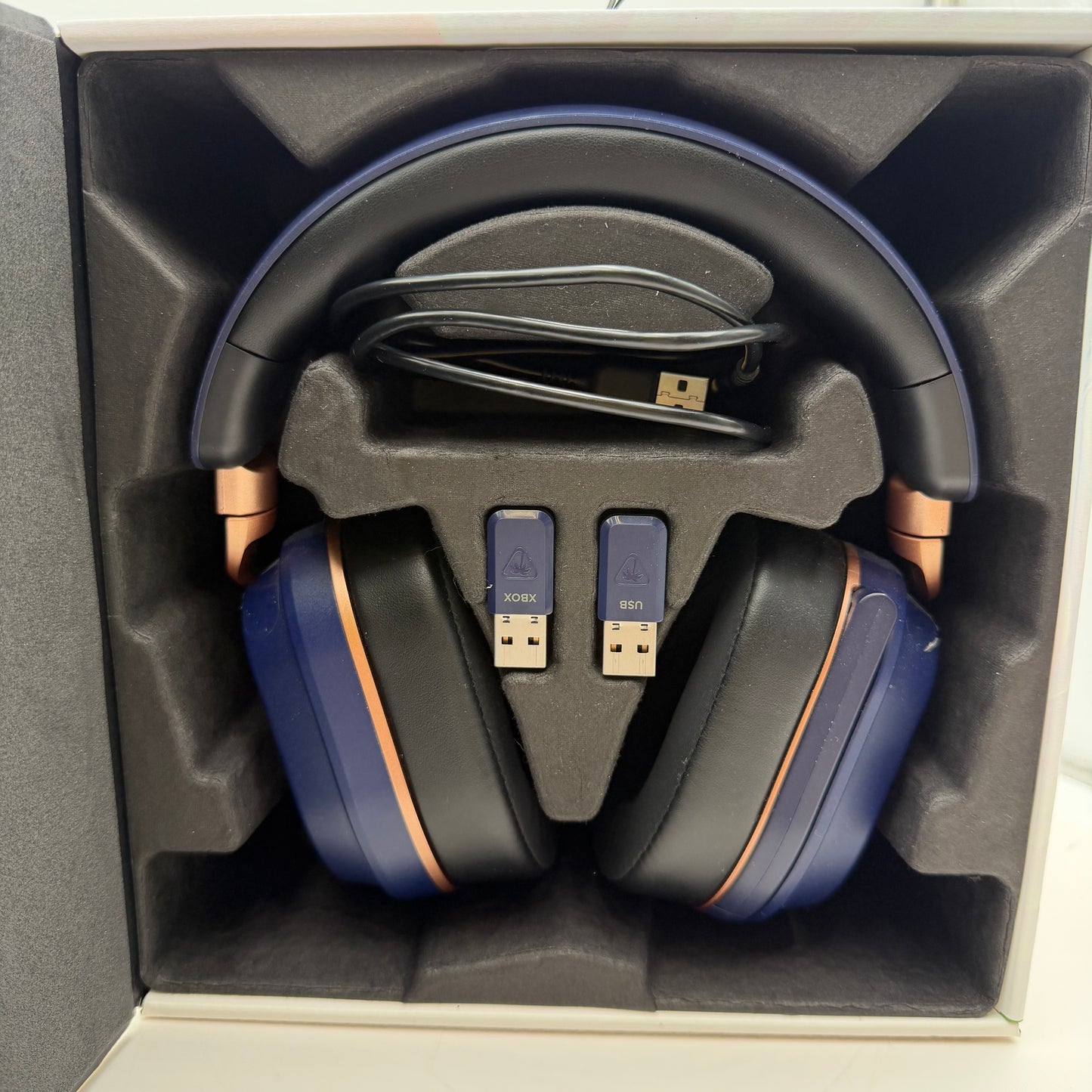 Turtle Beach Stealth 700 Gen 3 Wireless Multiplatform Gaming Headset - Cobalt Blue