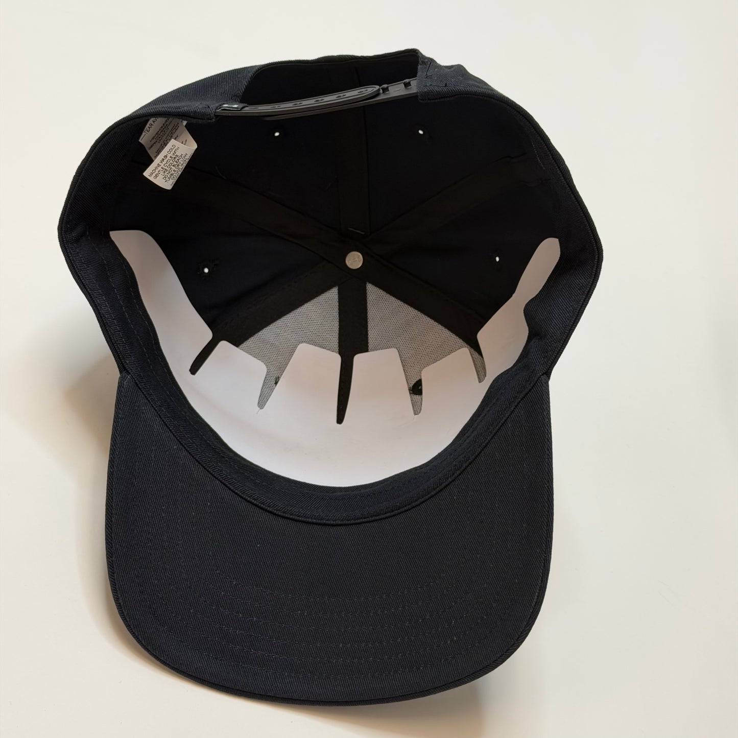Under Armour NWT UA Essential Mid Men's Adjustable Hat One Size Black