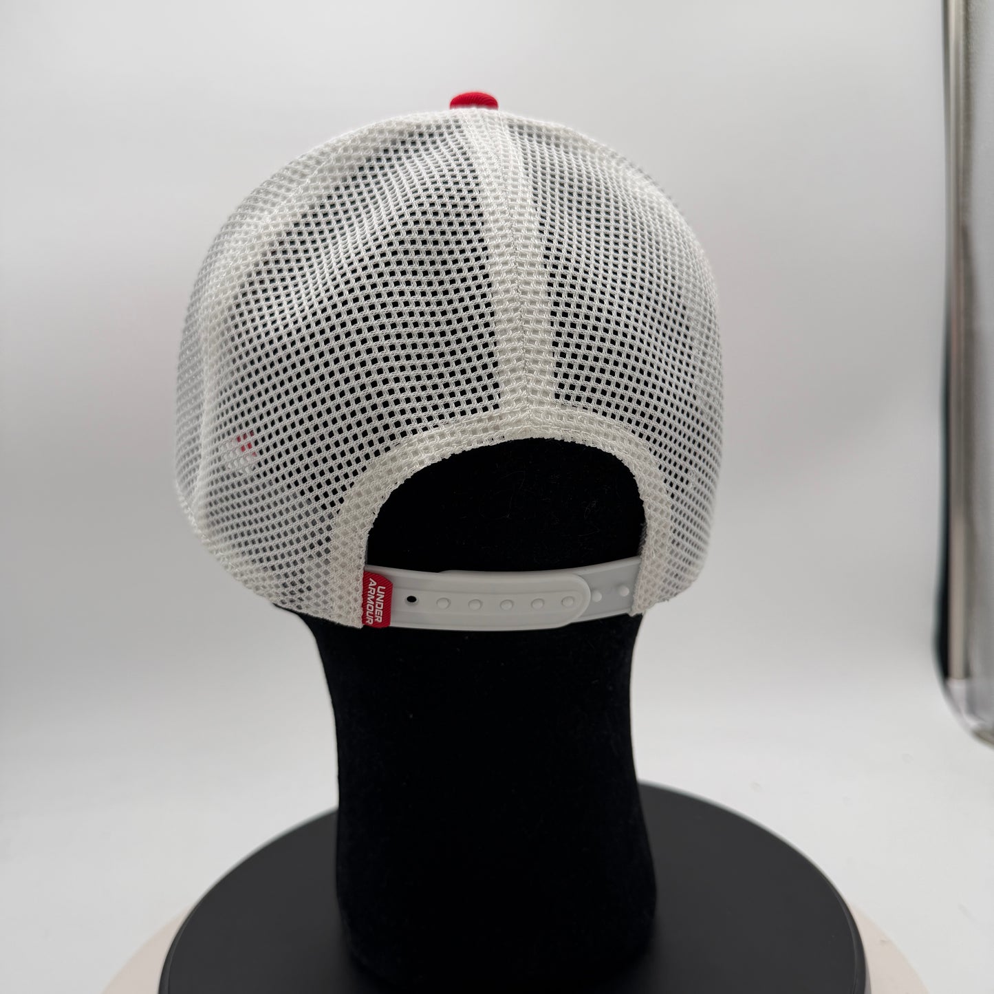 Under Armour USA Men's Trucker Hat Snapback - White, OSFM Adjustable
