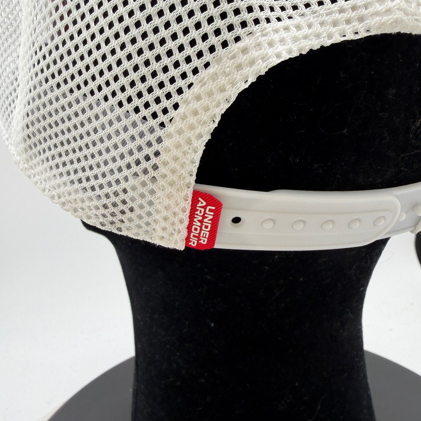 Under Armour USA Men's Trucker Hat Snapback - White, OSFM Adjustable
