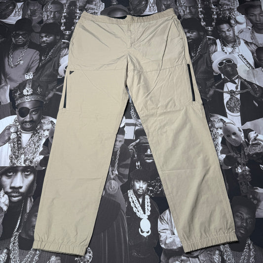 Under Armour Zip Pocket Cargo Jogger sz L Sand
