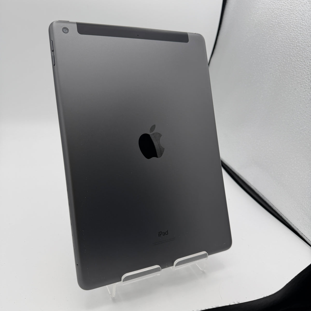 Unlocked Apple iPad 9th Gen A2603 64GB Space Gray WiFi Cellular READ