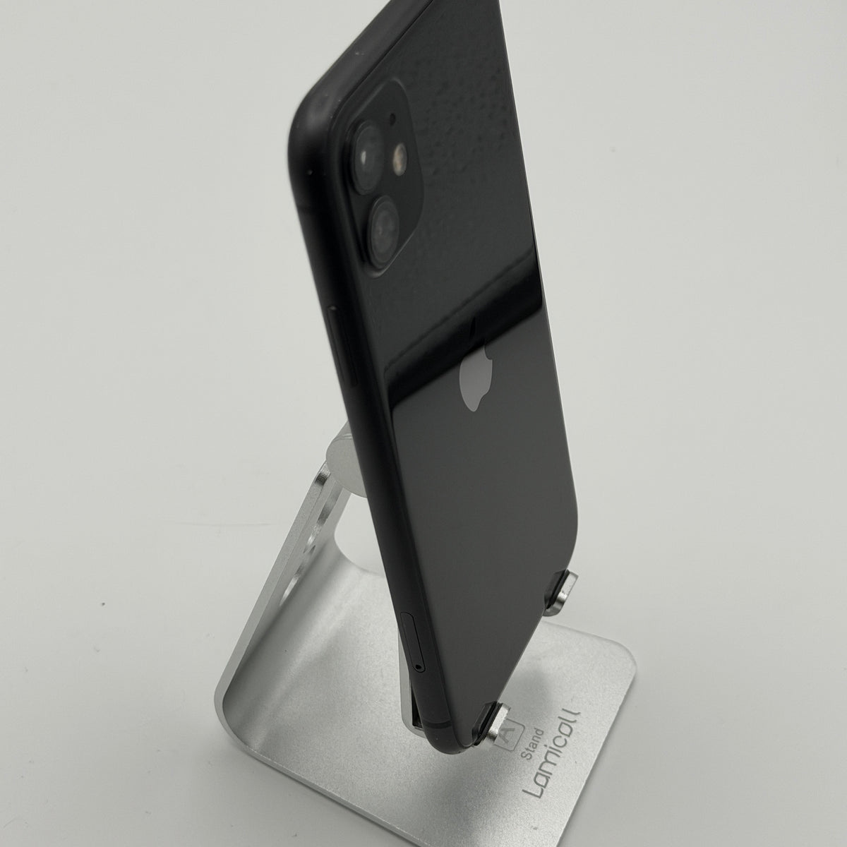 Unlocked Apple iPhone 11 64GB Black Unlocked Clean IMEI