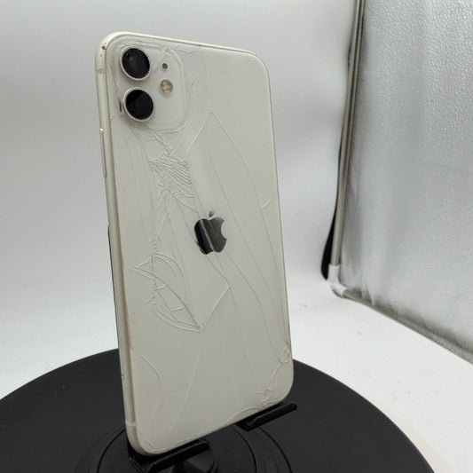 Unlocked Apple iPhone 11 64GB White READ