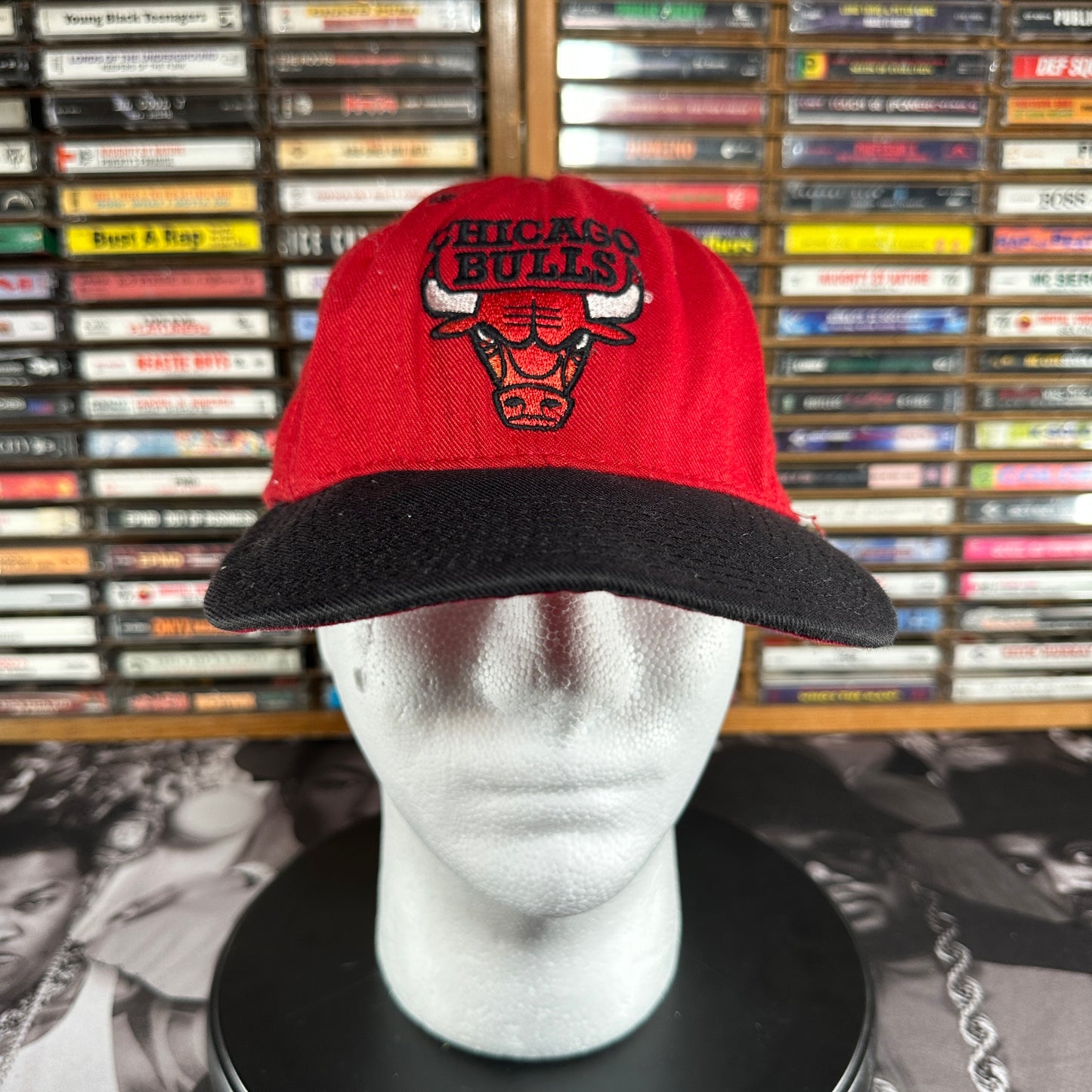 Vintage 90's Chicago Bulls Sports Specialties NBA Black Snapback Hat OSFA YOUTH