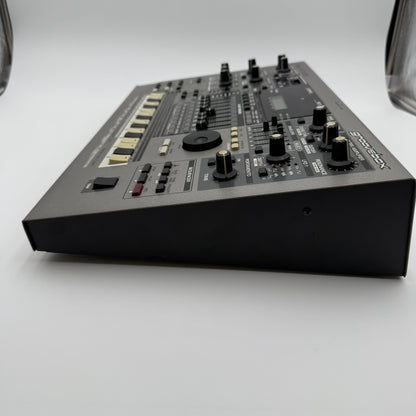 Vintage 90's Roland MC-505 Groovebox Drum Machine-Synthesizer - Sequencer- Used