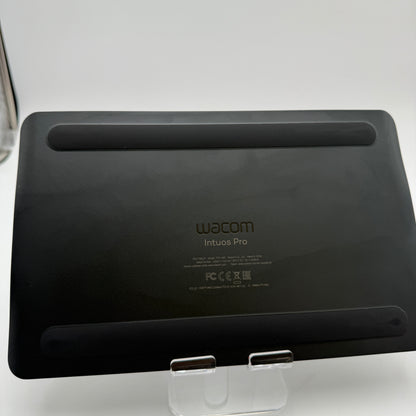 Wacom Intuos Pro PTH-460 Graphics Tablet COMPLETE