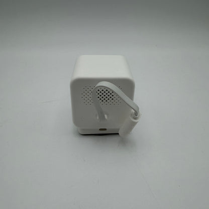 Wyze Cam v4 Security Camera White Used With Box