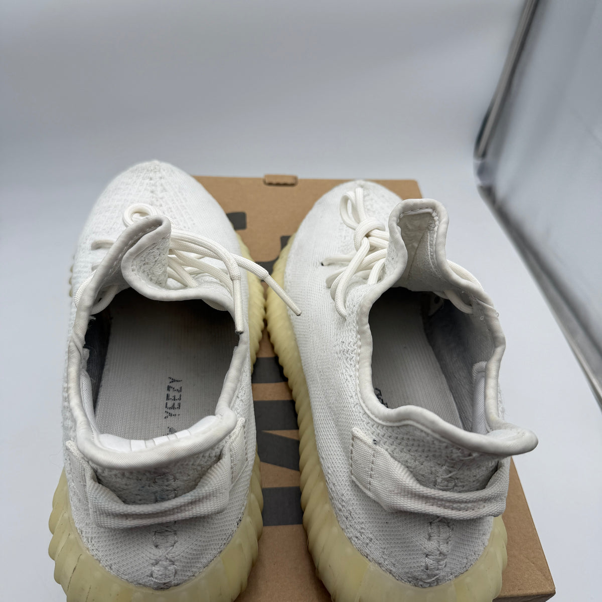 adidas Yeezy Boost 350 V2 Cream Triple White Sneakers Size 10.5