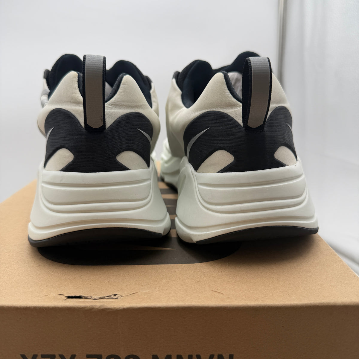 Size 10 - adidas Men's Yeezy Boost 700 MNVN Laceless Analog
